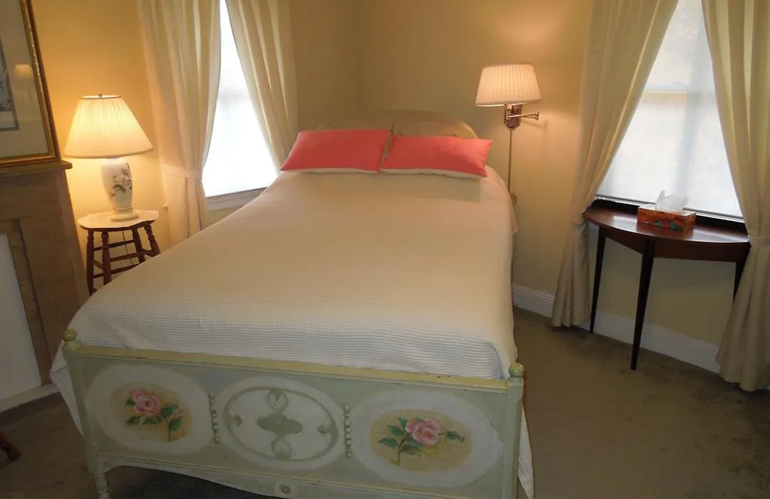 Victorian Bed & Breakfast Of Staten Island-1